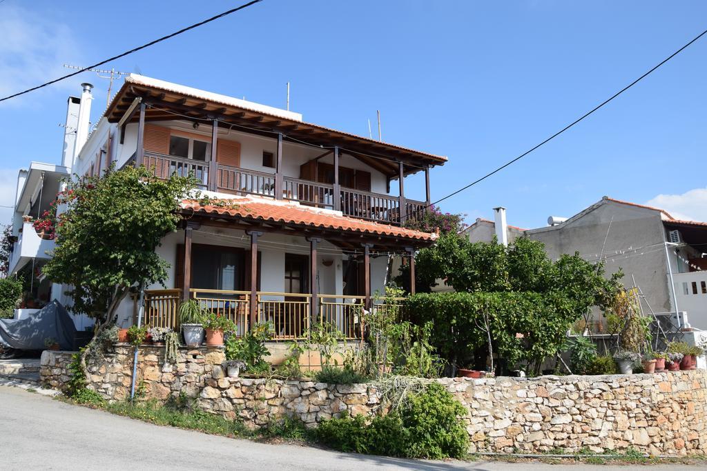 Dimitra'S Apartment Votsi  ภายนอก รูปภาพ