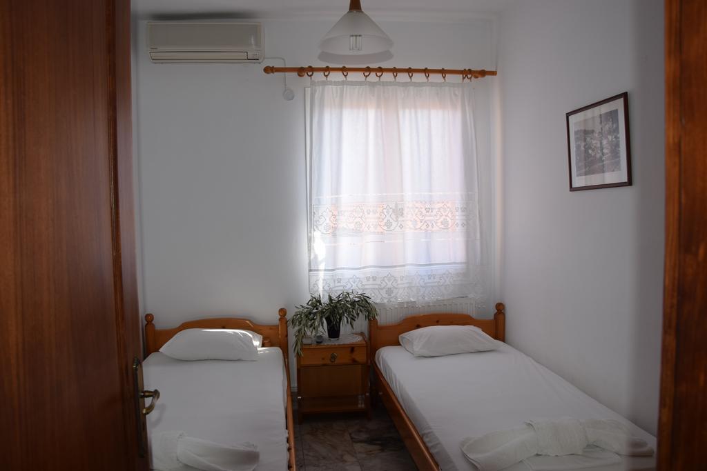 Dimitra'S Apartment Votsi  ภายนอก รูปภาพ
